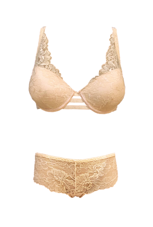 Ensemble Maya nude